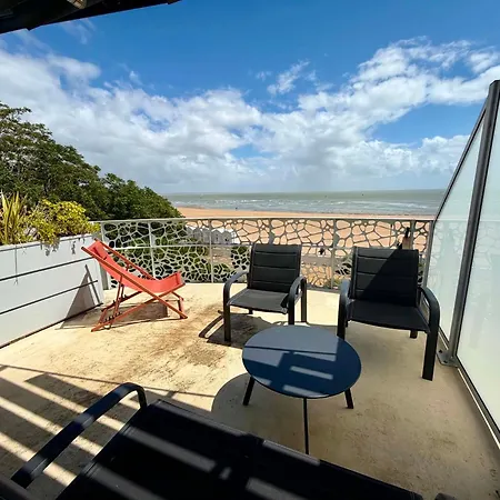 Apartament 6 Pers Avec Balcon, Piscine Et Acces Direct A - Fr-1-194-195 La Tranche-sur-Mer