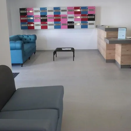 Apartment 6 Pers Avec Balcon, Piscine Et Acces Direct A - Fr-1-194-195 La Tranche-sur-Mer