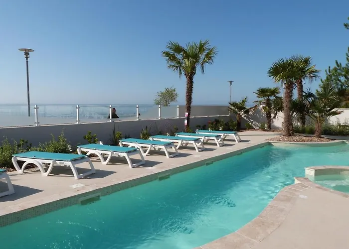 6 Pers Avec Balcon, Piscine Et Accès Direct à - Fr-1-194-195 Appartamento