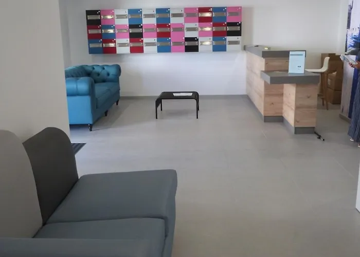 Appartamento 6 Pers Avec Balcon, Piscine Et Accès Direct à - Fr-1-194-195 La Tranche-sur-Mer