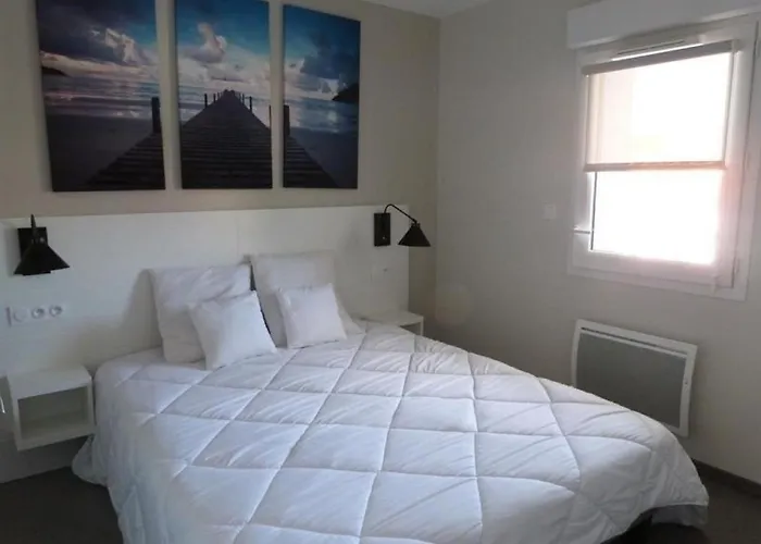 6 Pers Avec Balcon, Piscine Et Accès Direct à - Fr-1-194-195 Appartamento La Tranche-sur-Mer